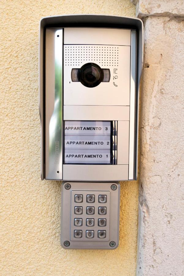 Regi Apartments Pacengo Di Lazise Exterior photo